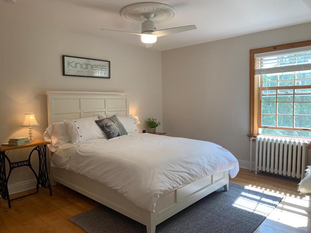 Manoir Alegria Bed and Breakfast Cowansville Buitenkant foto