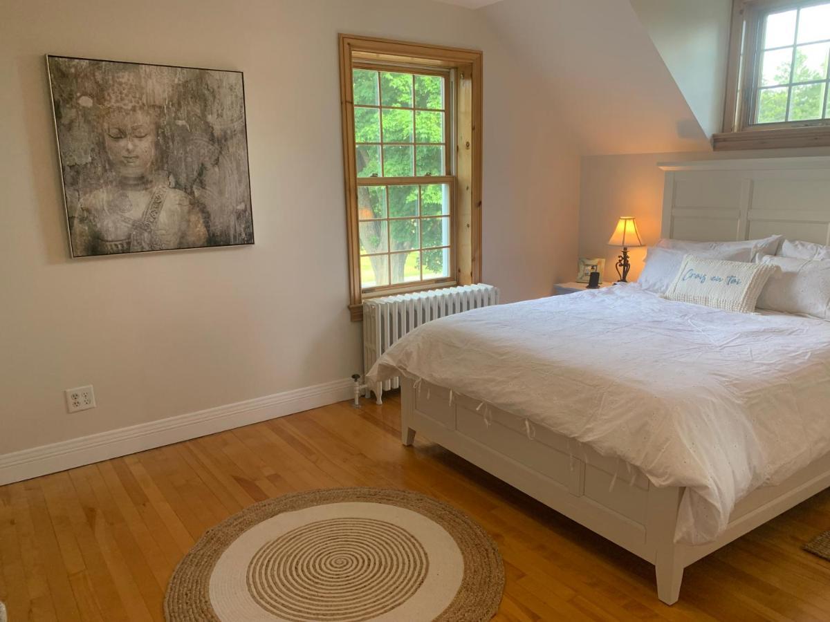 Manoir Alegria Bed and Breakfast Cowansville Buitenkant foto