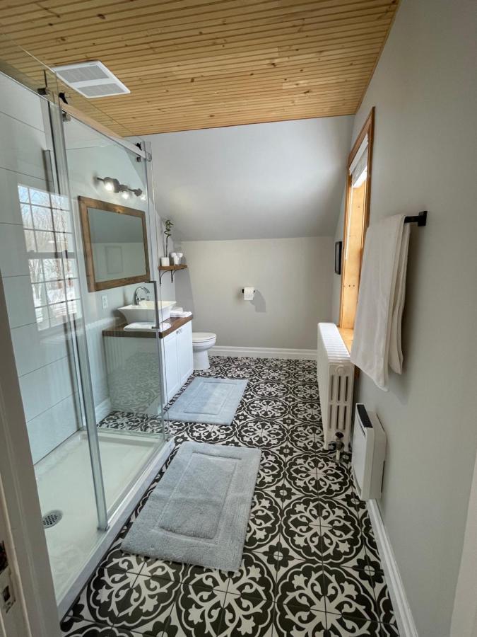 Manoir Alegria Bed and Breakfast Cowansville Buitenkant foto